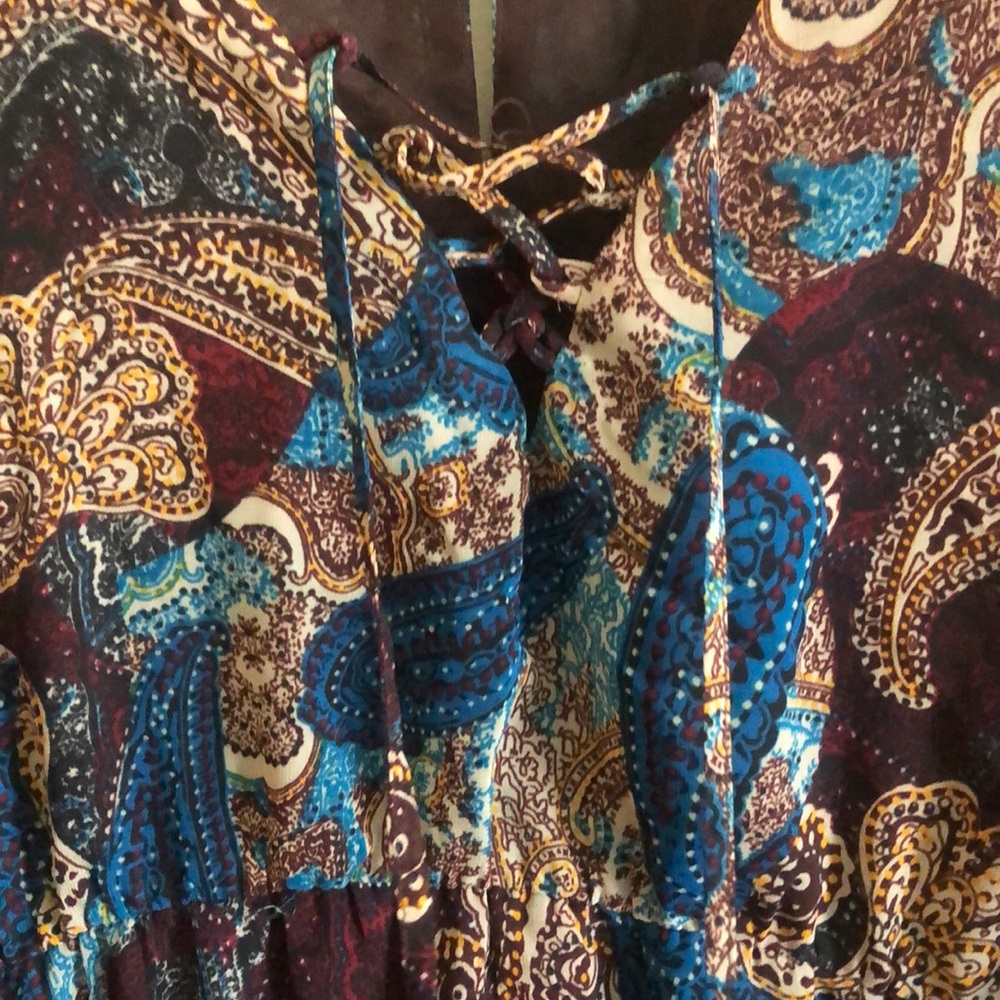 Dress - Picture 2 of 4